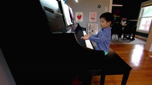 4-year-old piano prodigy stuns audiences with talent, plays Carnegie Hall