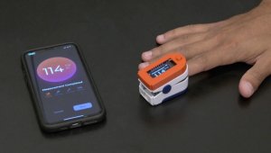 Egyptian Students Develop Diabetic Testing Device That Utilizes Waves of Light Rather Than Pricked Fingers