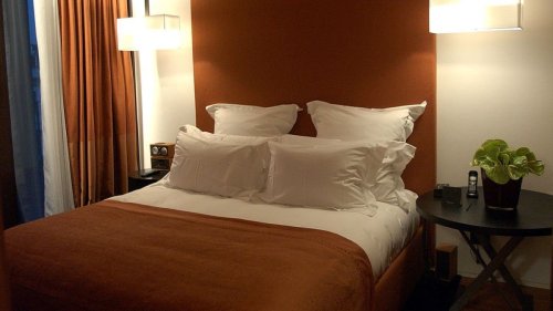 How to get the best night's sleep in any hotel