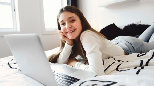 48 Simple Ways Teens Are Making Money on the Side