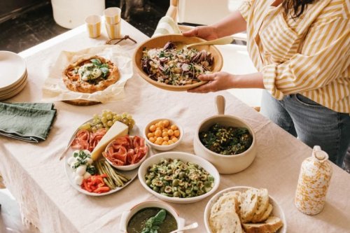 An etiquette expert shares what’s out and what’s in for dinner party rules