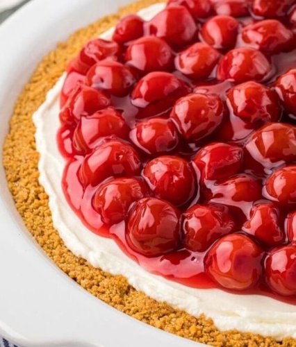 This Cherry and Cream Cheese Pie will change your life