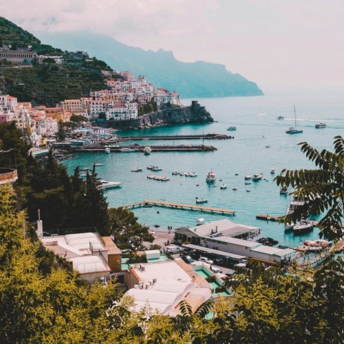Know the key differences between Tuscany and Amalfi Coast