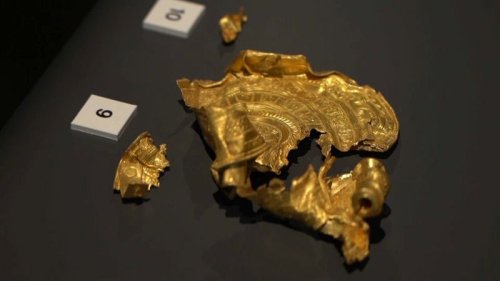Buried treasures found by amateurs on show in Denmark's National Museum