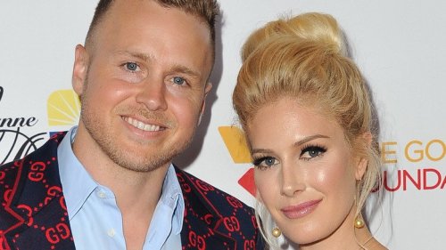 Celeb Couples Who Don't Realize They Aren't Famous Anymore
