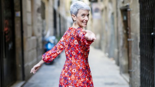 Even The Colors Of Your Clothes Can Make You Look Older