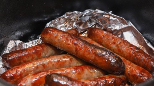 Why You Should Never Cook Sausage In An Air Fryer 