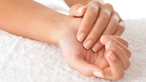 How To Tell If Your Nails Are Actually Healthy Or Not
