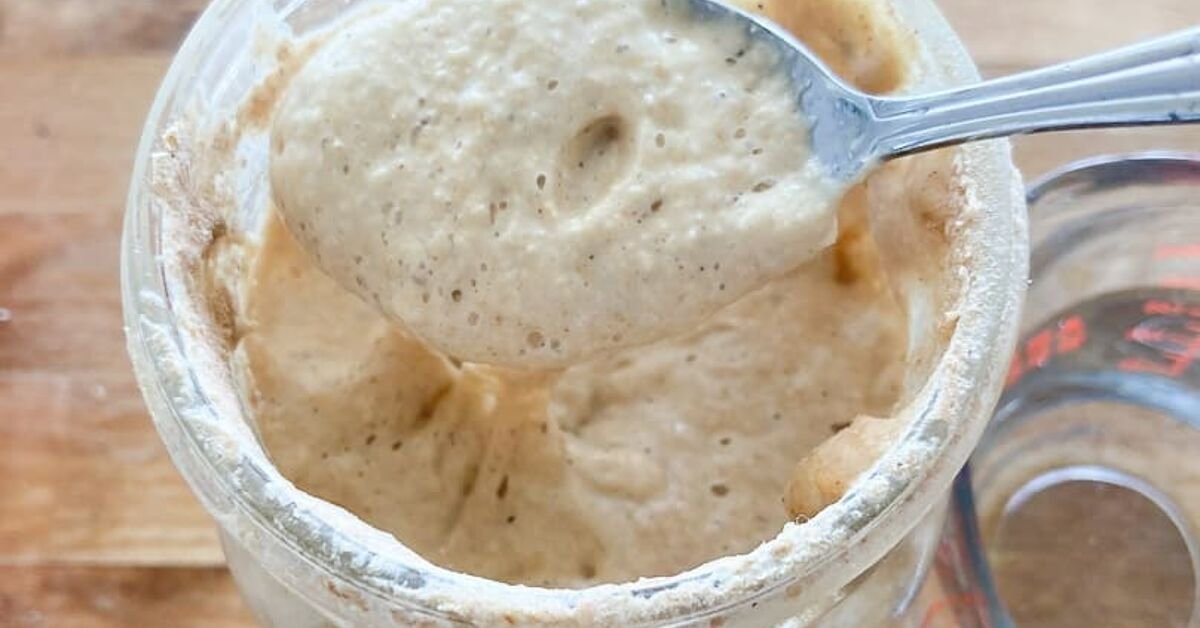 How to make the easiest sourdough starter, including how to maintain it