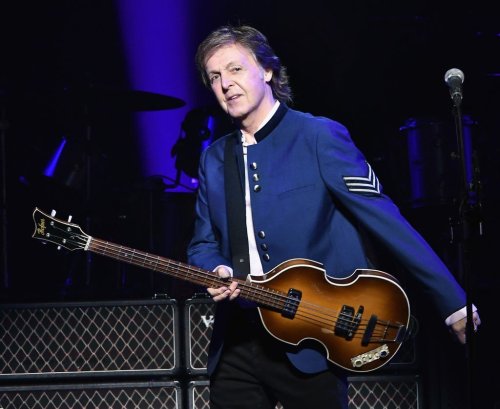 Paul McCartney recalls Bob Dylan getting the 'good lads' in the Beatles high