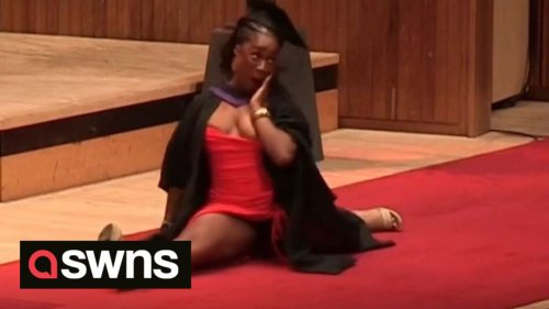 Watch as this student jumps into the splits during iconic graduation walk