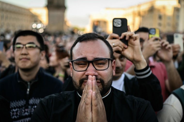 Papal conclave 2025 live updates