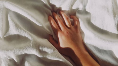 This sex hand trick has gone viral on TikTok, and for good reason