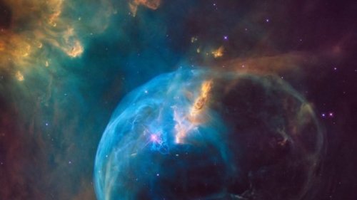 Magazine - Univers l’Infini 
Grand & Petit 