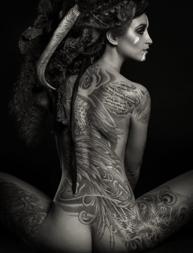 Tattooed People: Photographers Shoot Folks With Impressive Body Art