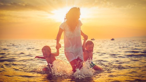 Covid-19 summer travel and money-saving tips to know