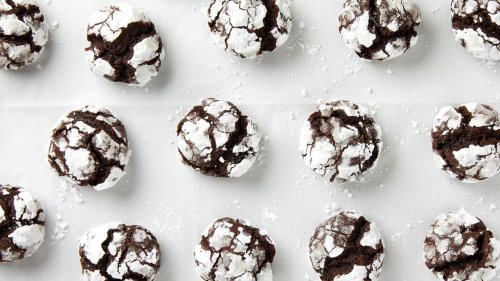 Chocolate Crinkle Cookies Are A Holiday Must
