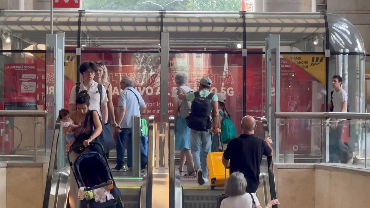Italy: Italians shorten, stagger summer holidays amid surging travel costs.