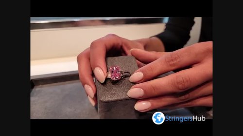 NY: Sotheby’s Flawless Pink 10 Carat Diamond Set Auction 1