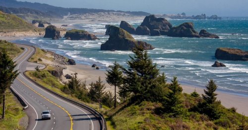 10 Of The Most Scenic Highways In The U.S. (Perfect For A Road Trip)
