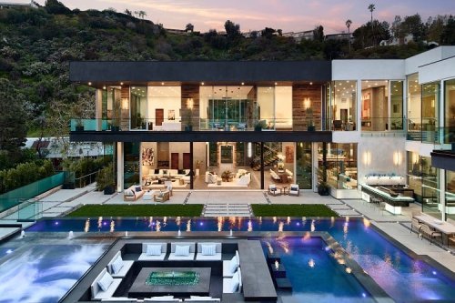 Magazine - Fancy Pants Homes