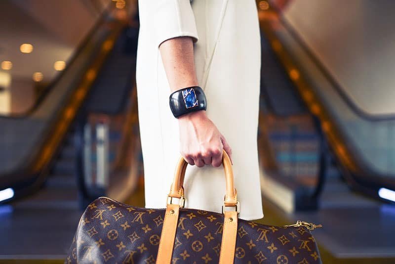 HOW TO AUTHENTICATE LOUIS VUITTON