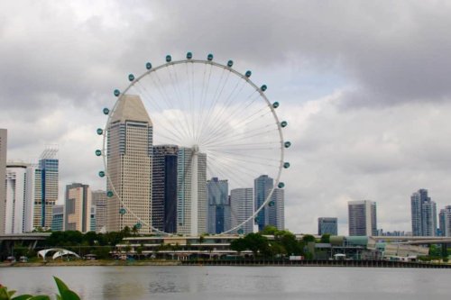 Hong Kong - A Bustling Coastal City!