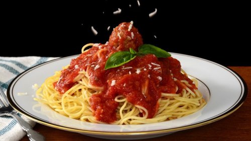Add These Ingredients To Your Spaghetti Sauce And You’ll Never Turn Back