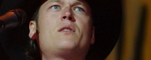 Blake Shelton rejected this single and it tore up the charts for Toby Keith