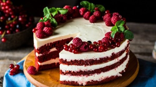 10 Store-Bought Red Velvet Cakes, Ranked According To Reviews