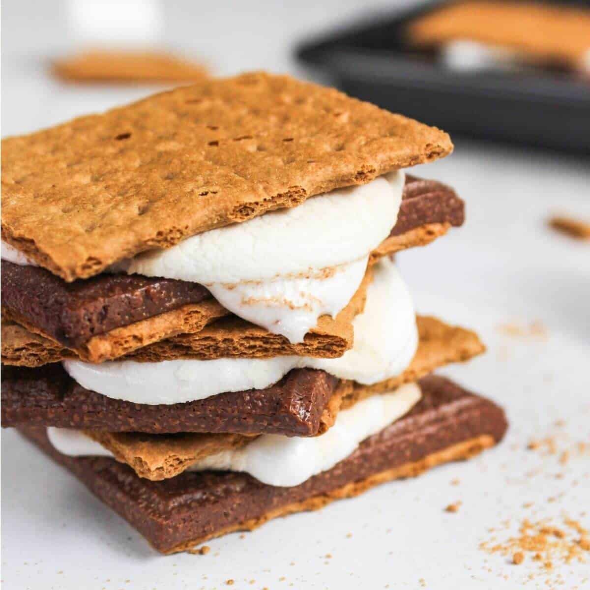 11 Easy Snacks to Keep Your Cravings in Check