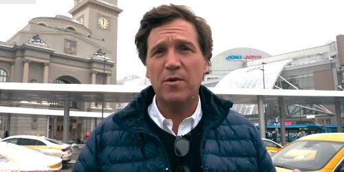 Tucker Carlson Can't Get Over How Amazing Russia's Public Transportation Is