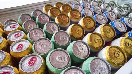 How Long Canned Beer Lasts In The Fridge Vs At Room Temperature