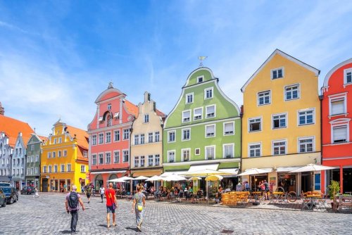 Magazine - TRAVEL A-Z