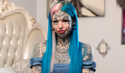  Hiding tattoos with makeup is a new trend with wild results