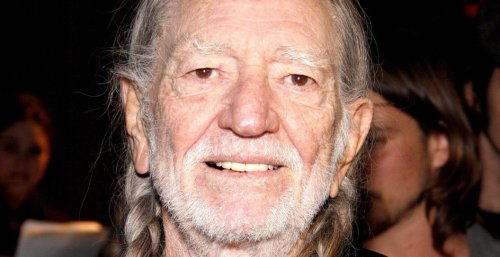 Willie Nelson quit smoking in the most insane way possible