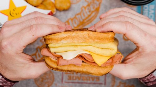 Hardee's: What Only True Fans Know About The Chain's Breakfast Menu  
