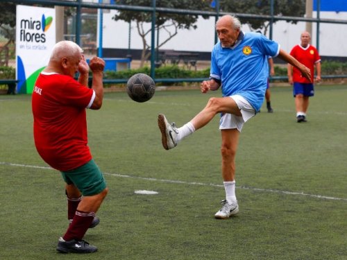 Ageing Isn’t Inevitable, Which Means We Can Manipulate It To Make Us Live Longer