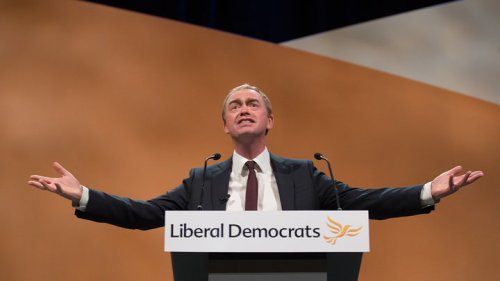 Tim Farron booed by Lib Dem members at party conference