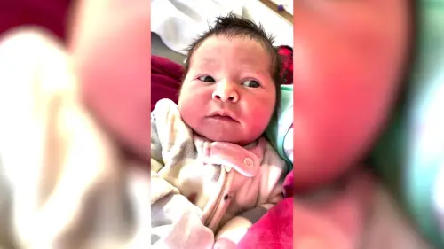 VÍDEO: Un bebé de cinco días dice claramente 'hola' por primera vez