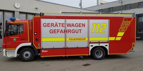 Feuerwehr Bocholt: FW Bocholt: Gefahrgutaustritt auf Firmengelände - 4 betroffene Personen