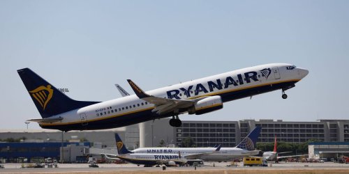 Nach Landung festgenommen: Mann belästigt Frau auf Ryanair-Flug nach Mallorca