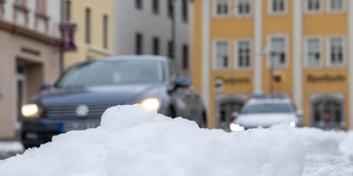 Wetter: Das Wetter zum Wochenstart: Kalte Temperaturen in Sachsen