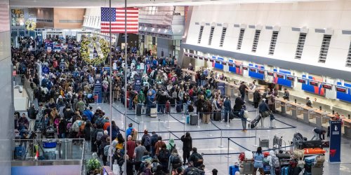 Am Flughafen in Boston: Familie berichtet: Deutscher Greencard-Inhaber von US-Behörden misshandelt