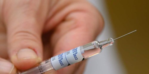 Gesundheit: Gesundheitsminister fordern mehr Forschung zu Impfschäden