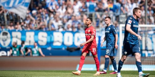 Bundesliga: Bayer-Coach ein wenig «wütend»: Adli-Entschuldigung nach Rot