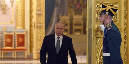 Mysteriöse E-Mail-Domäne: Geheimes Putin-Netzwerk aufgedeckt: Wie der Kreml-Despot seinen Reichtum versteckt