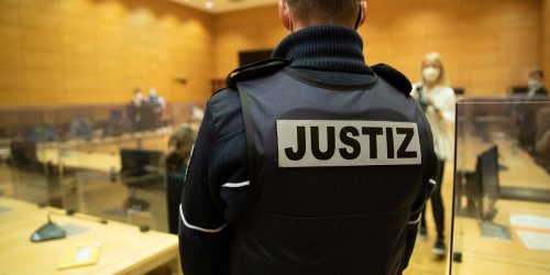 Weimar: Beschwerde von Amtsrichter nach vorläufiger Suspendierung