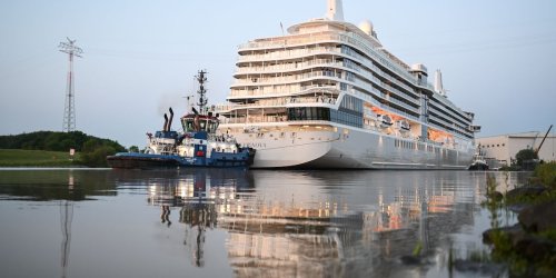 Schifffahrt: Emsüberführung von Kreuzfahrtschiff «Silver Nova» begonnen