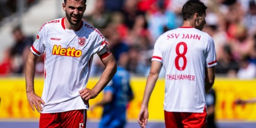 2. Bundesliga: Jahn Regensburg steigt ab: Ende mit später Niederlage